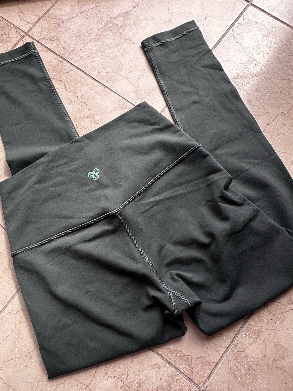 TNA Olive Green High-Rise Leggings